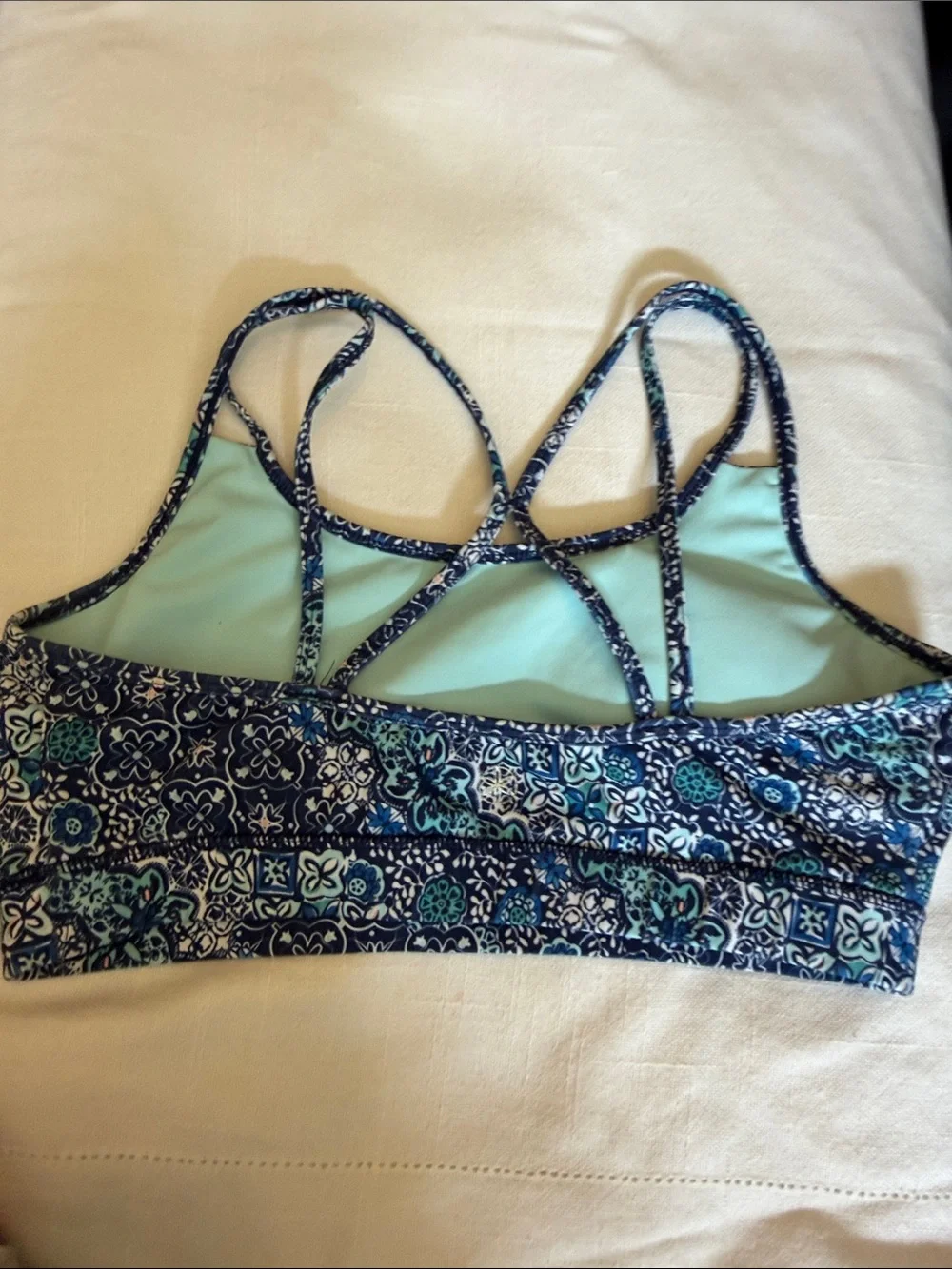 GAIAM Navy Blue & White Printed Athletic Top & Boy Shorts
